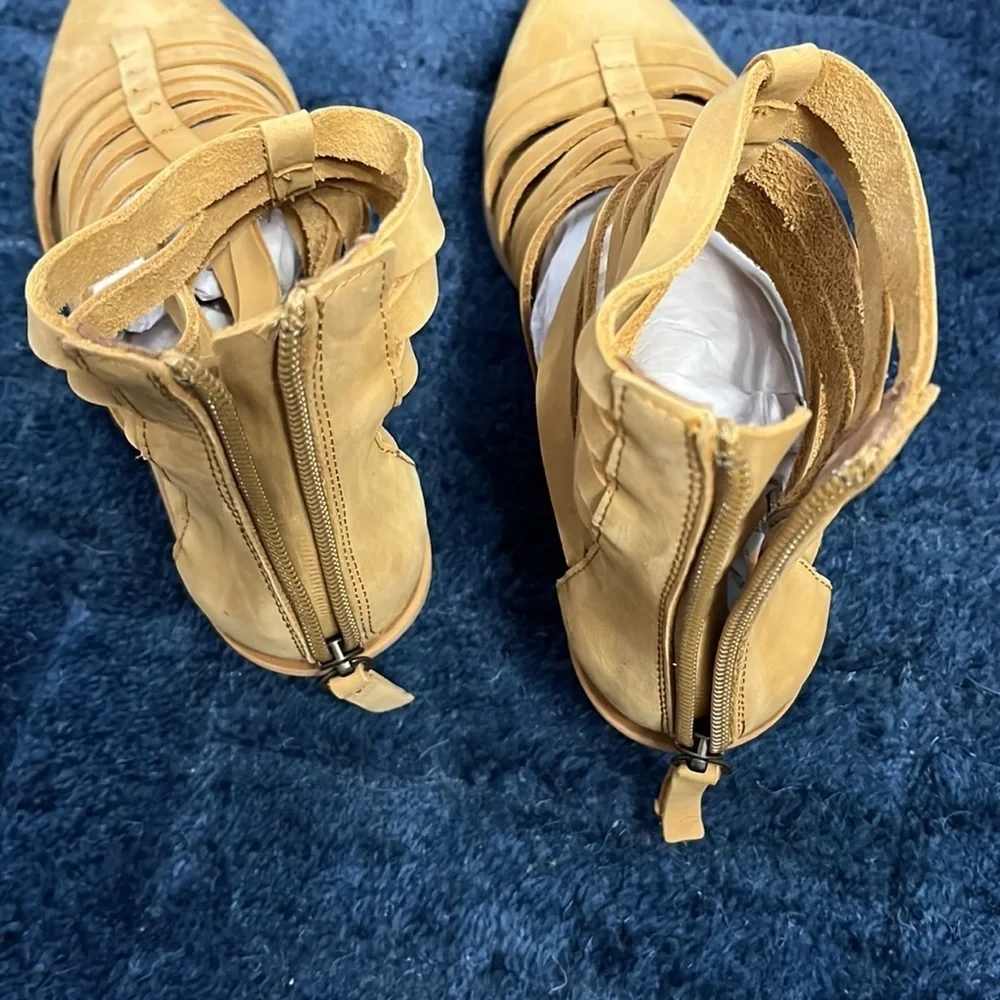 New Free People Bottines Savannah Boot size 37.5 or 7.5